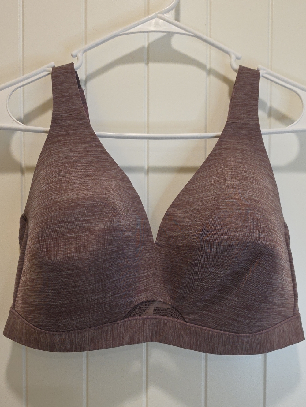 Cacique Lightly Lined No Underwire Bra Size 38DDD